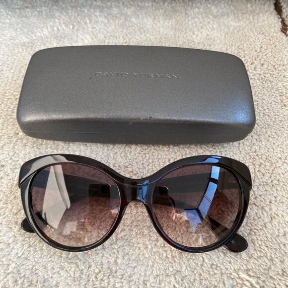 David Yurman Accessories - EXCELLENT 😎 David Yurman sunglasses DY079A 22 Havana Cat Eye in Black/Brown